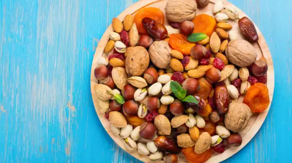 From Soaked Figs to Soaked Almonds: Fibre and Protein Content in These Nutritious Dry Fruits