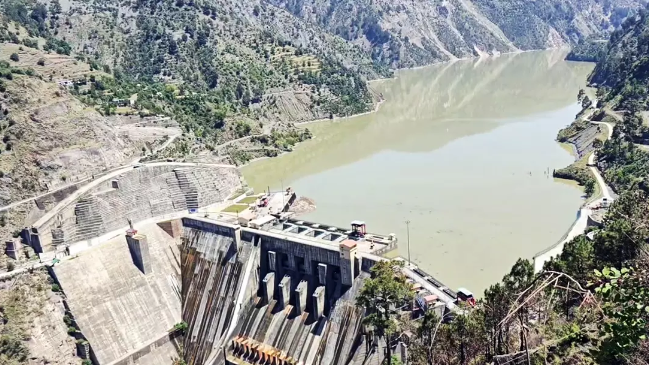 Expands Water Storage
