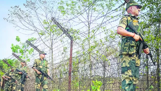 Pakistan violates ceasefire